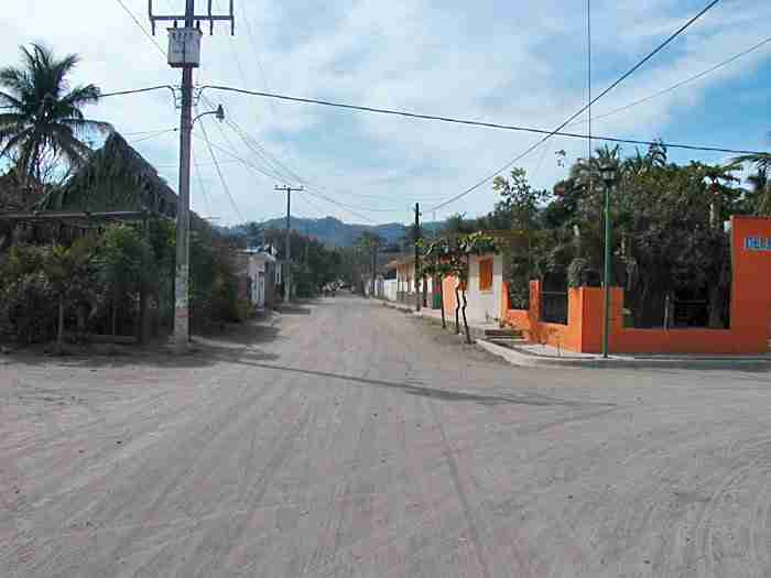 La Manzanilla Mexico photos of town 02-03-04 #34 Looking East Costa Alegre, costalegre, Jalisco.
